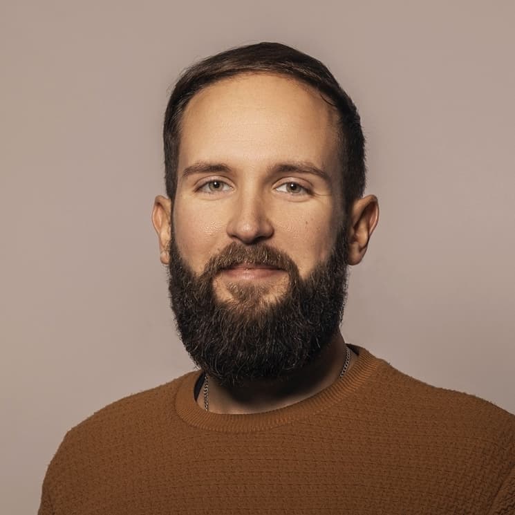 Dom Loparco headshot picture